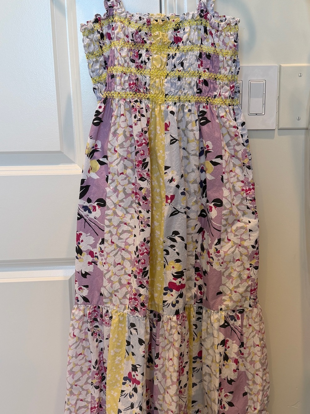 French Connection Women Floral Smocked Dress with pockets Sz: 6